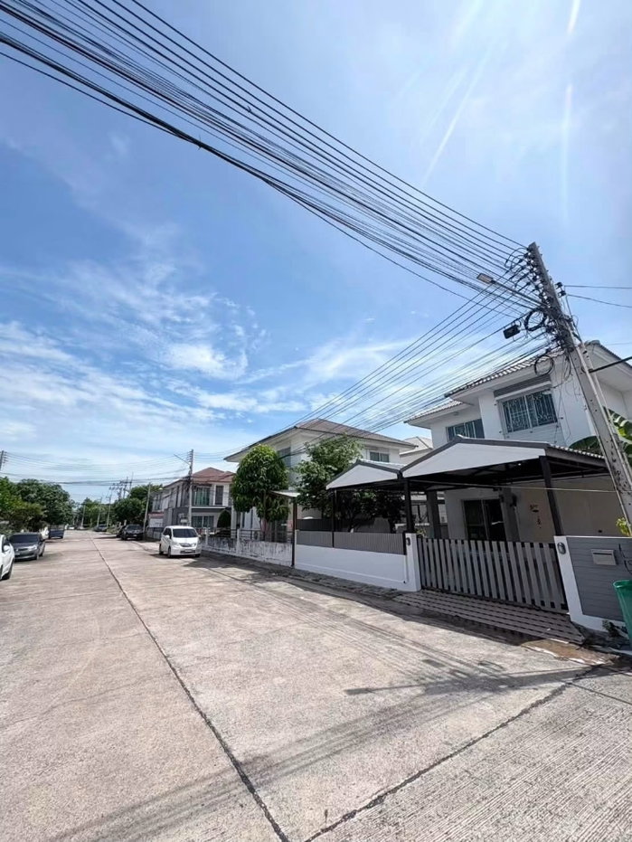 รูป ให้เช่าบ้านหมู่บ้านกีรดา หนองมน บางแสน
บ้านพร้อมเข้าอยู่
 - รูปที่ 19/21