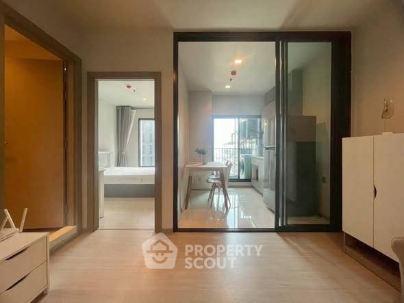 picture 23rd-Floor 1-BR Life Asoke - Rama 9 Near MRT Phra Ram 9 (ID 2847411) - 2/7