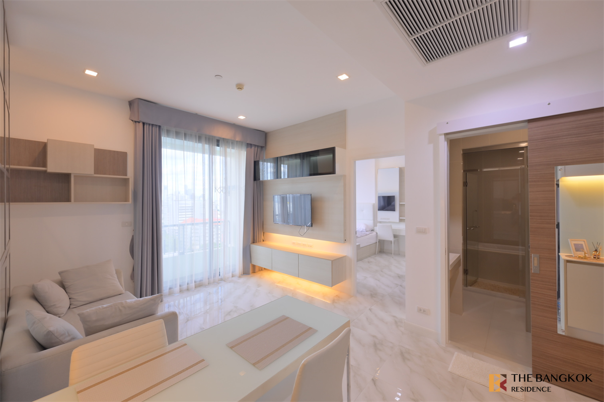 picture Q Asoke near MRT Phetchaburi Station Room available, ready to move in - 4/10