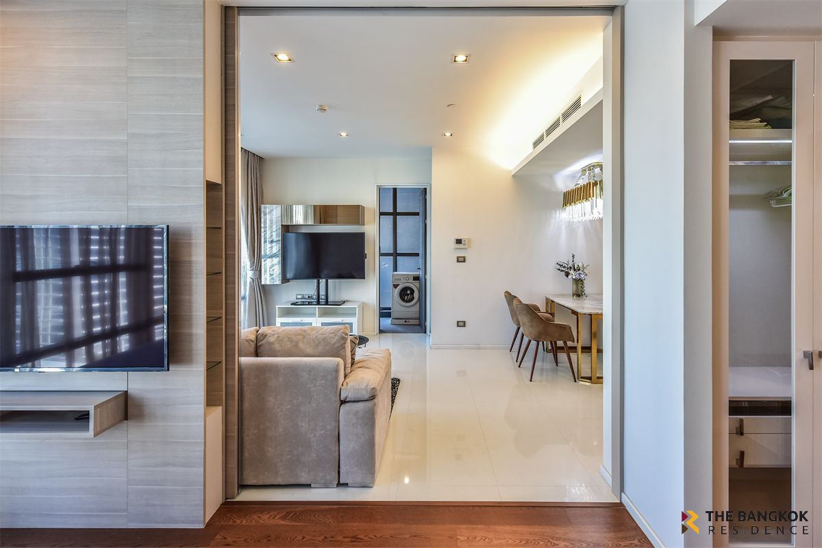 picture The Bangkok Sathorn near BTS Surasak Hot Unit, Available for a Limited Time - 2/10