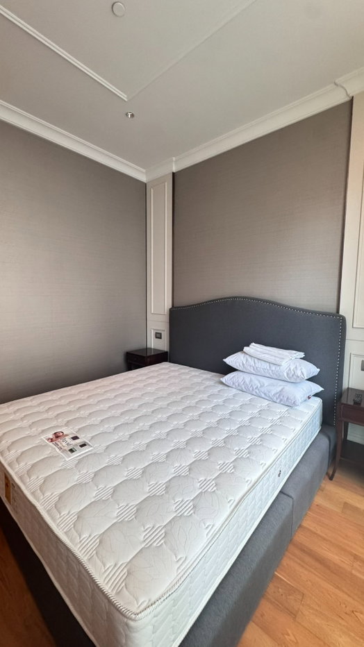 รูป ที่พักอาศัยระดับซูเปอร์ลักชัวรีในกรุงเทพฯ | ยูนิตห้องมุมหายากที่ Sindhorn Residence - รูปที่ 18/43