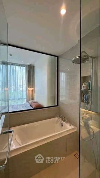 picture Pet-Friendly 1-BR At Muniq Langsuan, BTS Ratchadamri (ID 3192577) - 2/6
