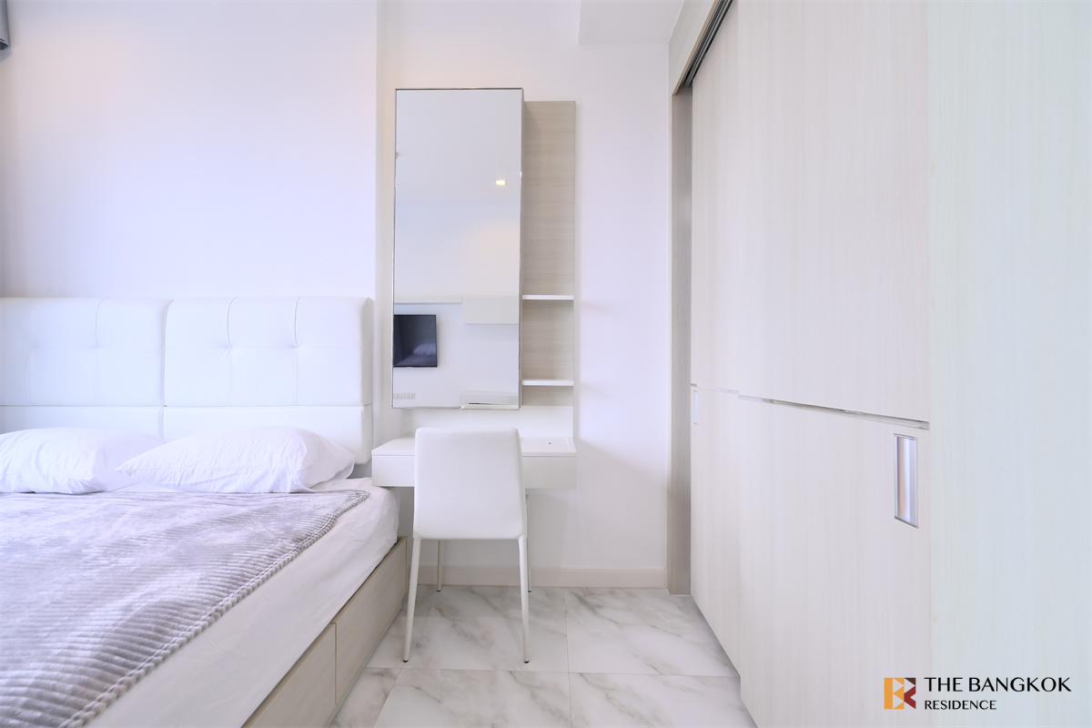 picture Q Asoke near MRT Phetchaburi Station Room available, ready to move in - 6/10
