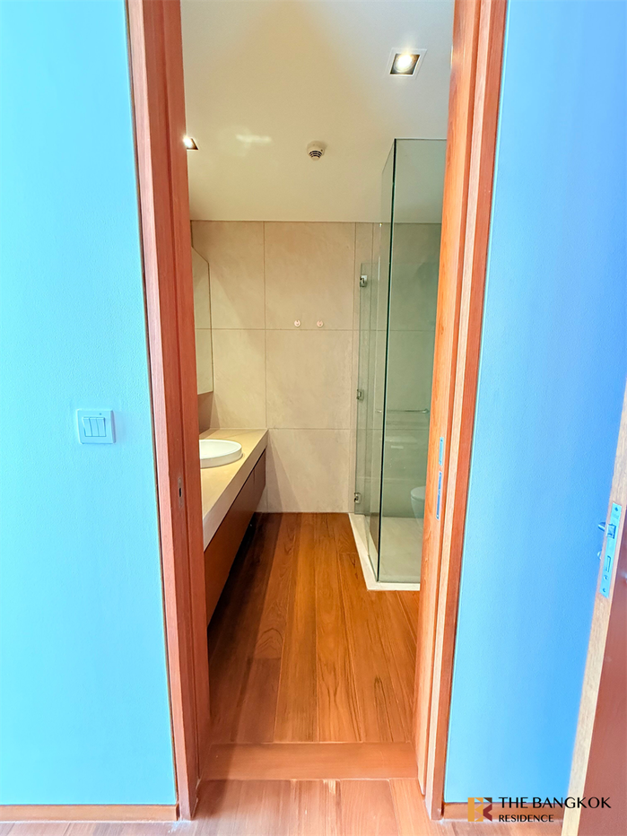 รูป คอนโด Luxury พร้อมอยู่บนทำเลที่ดีที่สุด เดอะ สุโขทัย เรซิเด้นท์ - รูปที่ 3/10