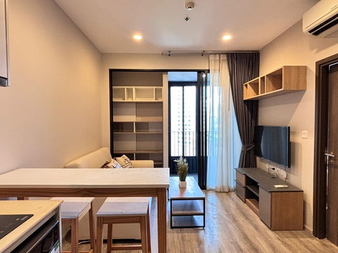 Ideo Mobi Asoke for rent Near MRT Phetchaburi