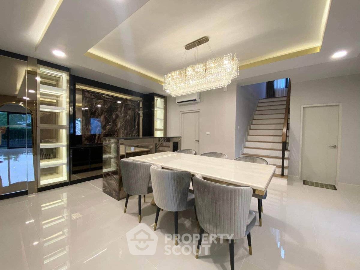 picture 4-BR 298 Sqm House At Centro Bangna In Bang Kaeo (ID 3192268) - 9/13