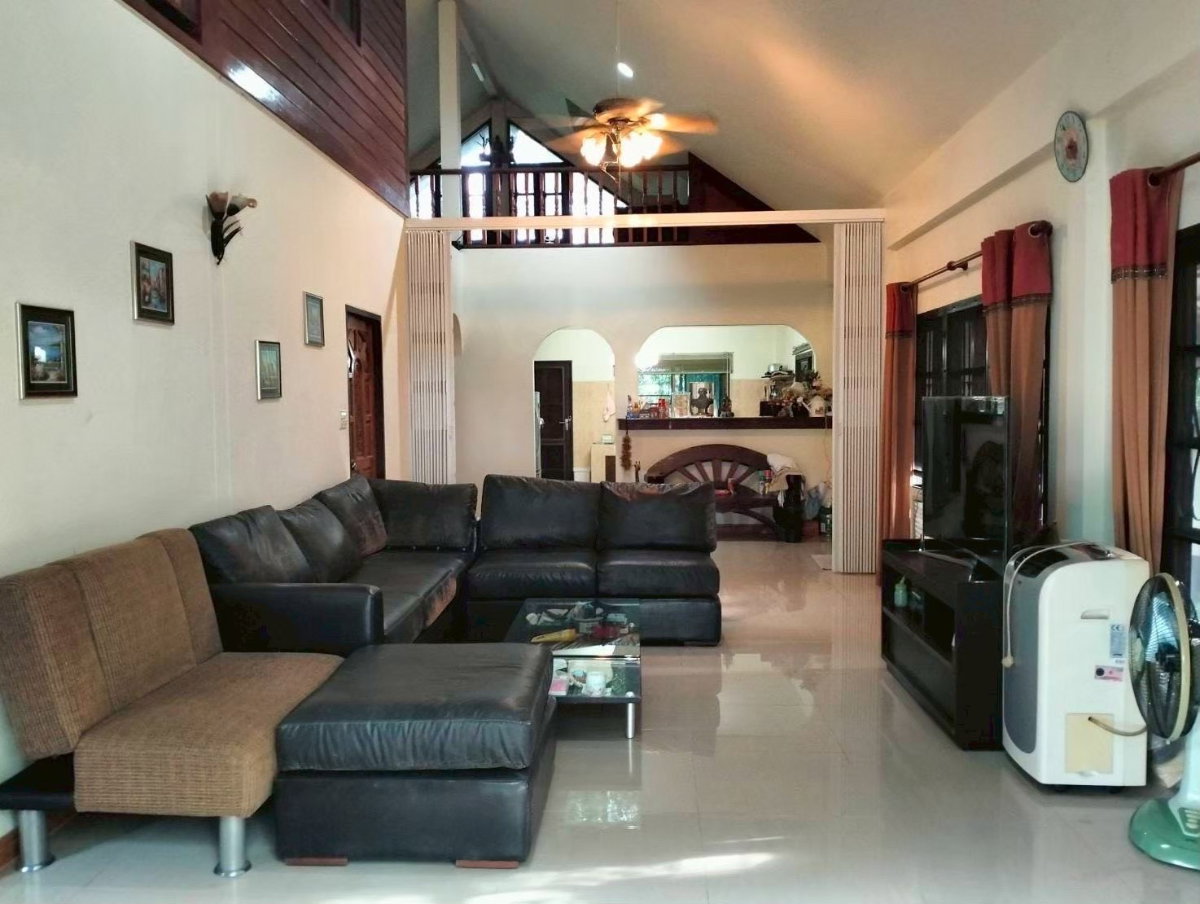 picture For Sale: 2-Rai Vacation Home with Unique Treehouse in Khanong Phra, Pak Chong - 3/12