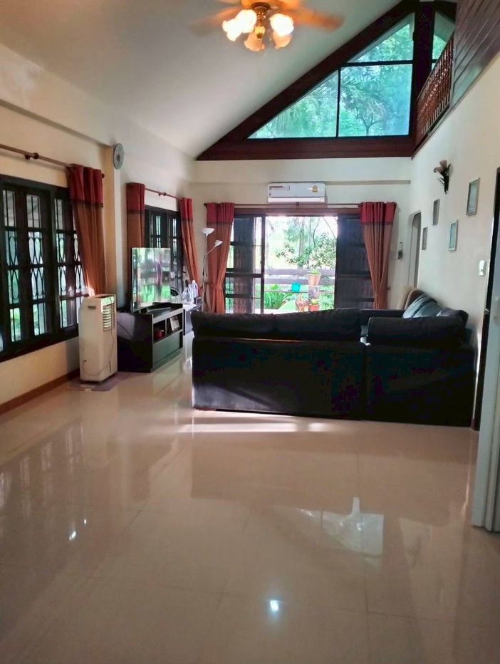 picture For Sale: 2-Rai Vacation Home with Unique Treehouse in Khanong Phra, Pak Chong - 1/12