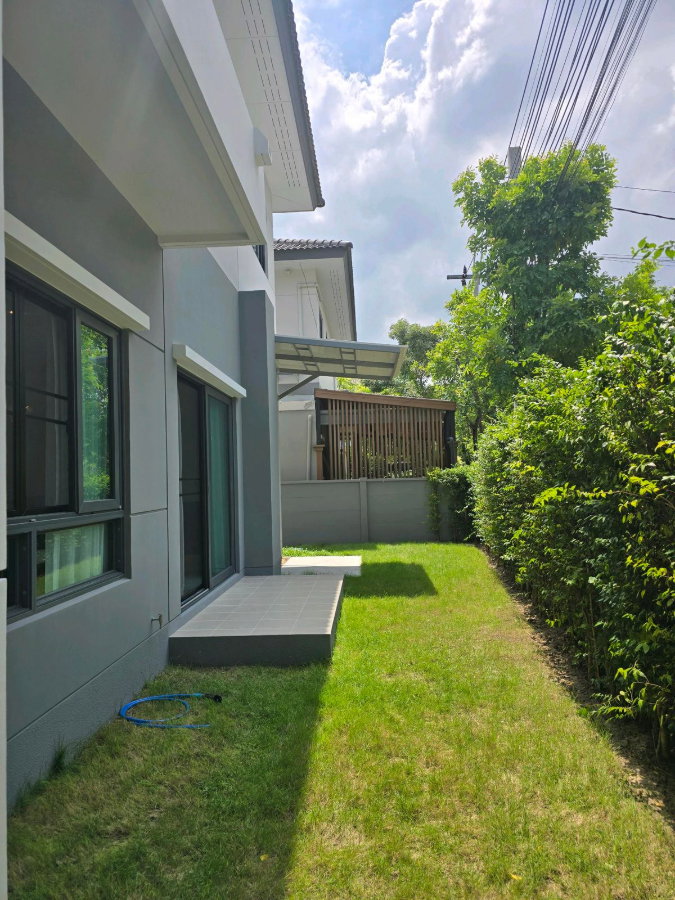 รูป ให้เช่า บ้านเดี่ยว CENTRO Vibhavadi ** 79,00 บ./ด. ** ที่ดิน 63 ตร.ว. พท. ใช้สอย 274 ตร.ม. 4ห้องนอน 6ห้องน้ำ 3ที่จอดรถ - รูปที่ 3/45