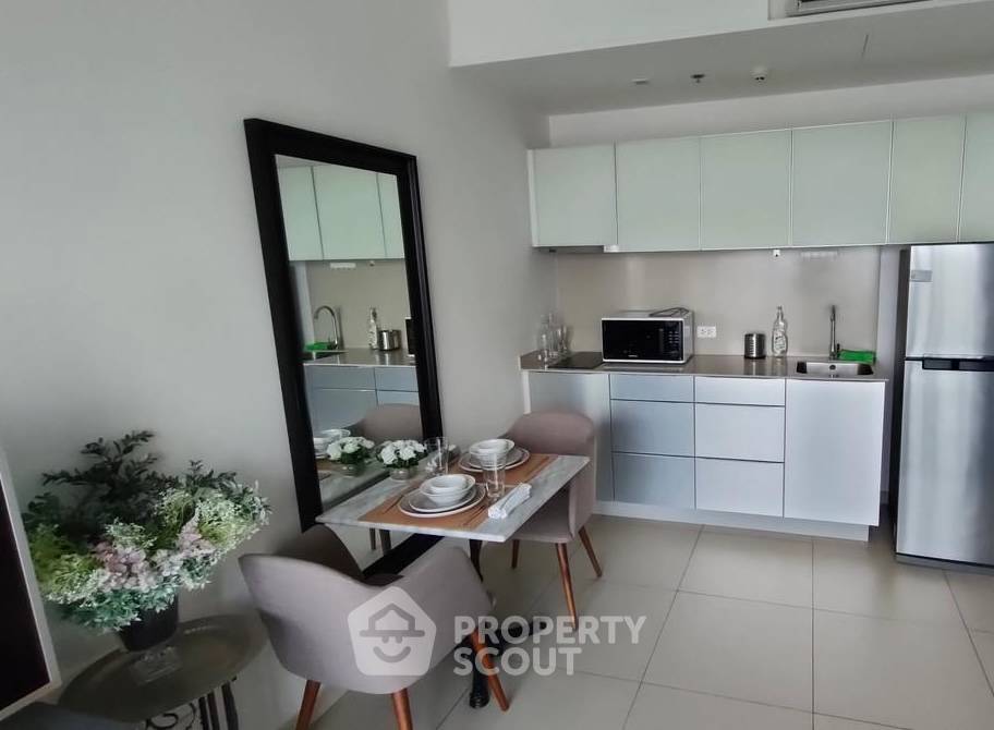 รูป คอนโด 1 ห้องนอน ชั้น 15 The Lofts Ekkamai ใกล้ BTS เอกมัย 200 ม. (ID 3121114) - รูปที่ 2/3