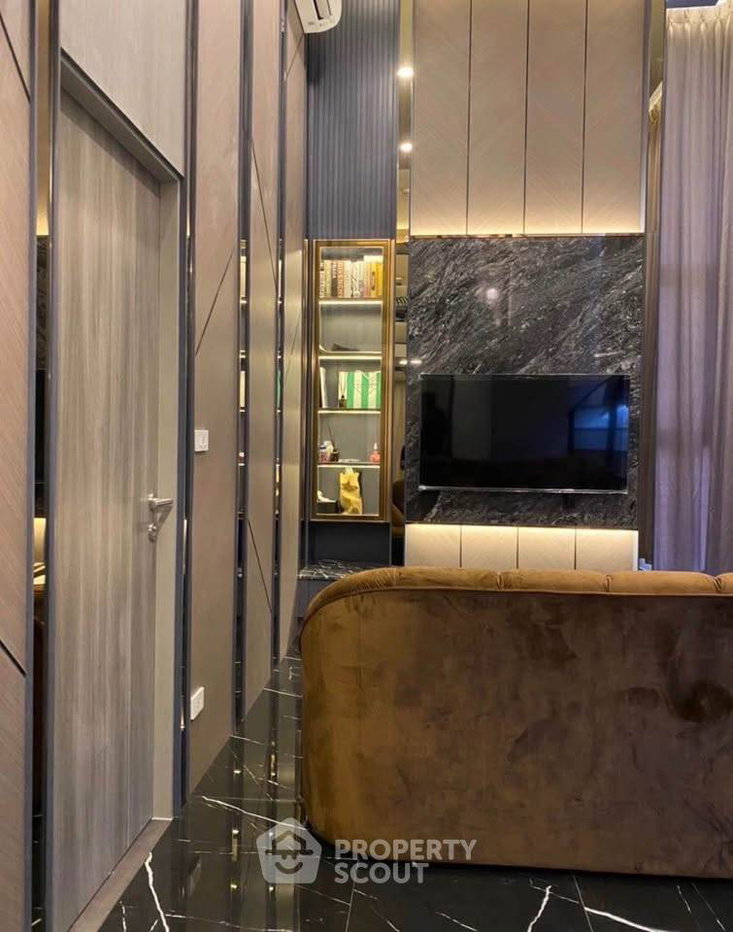 picture 29th-Floor 2-BR Knightsbridge Space Ratchayothin Near BTS Ratchayothin (ID 3136026) - 3/17