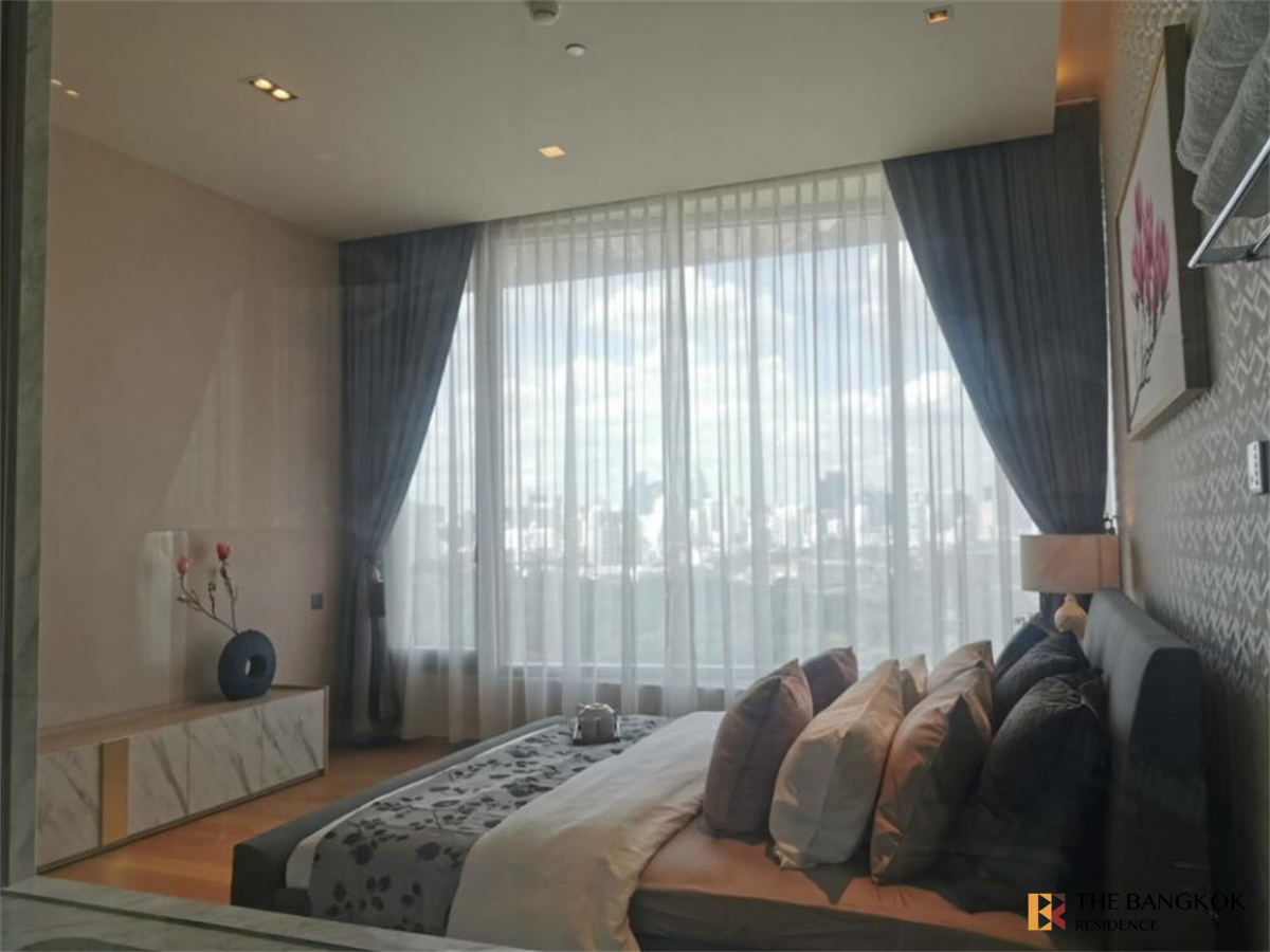 picture Saladaeng One near MRT Lumpini Station Luxury Condo in Central City Location - 6/10
