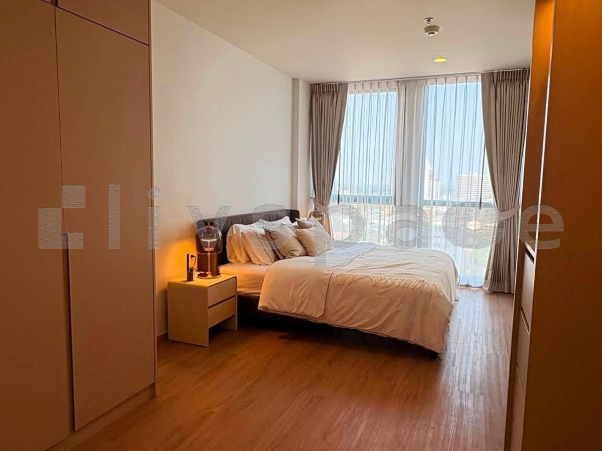 picture ▚ L0FC49ツ FOR RENT: The Issara Sathorn 2 Bed 2 Bath 90sqm Beautifully Decorated High Floor Unblocked View Cool Facing✨ - 17/18