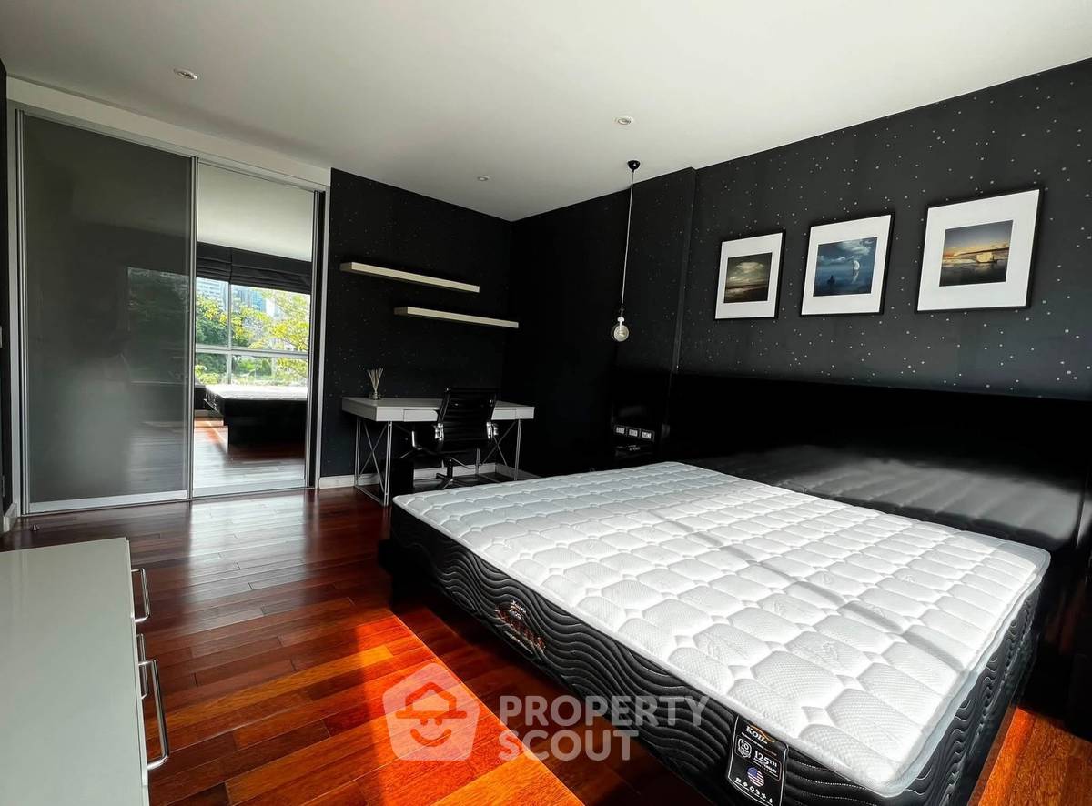 picture 2-BR Condo At The 49 Plus 2 Near BTS Thong Lor (ID 3192744) - 7/11