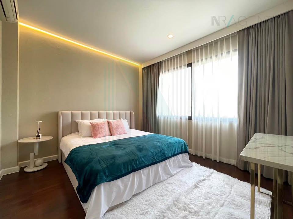 รูป 📌 ให้เช่าบ้านเดี่ยว 2 ชั้น โซล รัชดาภิเษก 68 5 ห้องนอน 6 ห้องน้ำ - รูปที่ 7/8