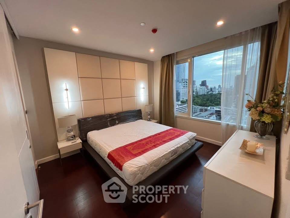 picture Pet-Friendly 1-BR At Manhattan Chidlom Near BTS Chit Lom (ID 3192882) - 12/16