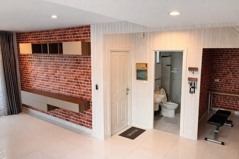 รูป 🏡✨ ให้เช่า บ้าน 2 ชั้น The Plant เทพารักษ์ – บางเมือง 3 ห้องนอน 2 ห้องน้ำ ใกล้รถไฟฟ้าสายสีเหลือง สถานีศรีเทพา - รูปที่ 4/20