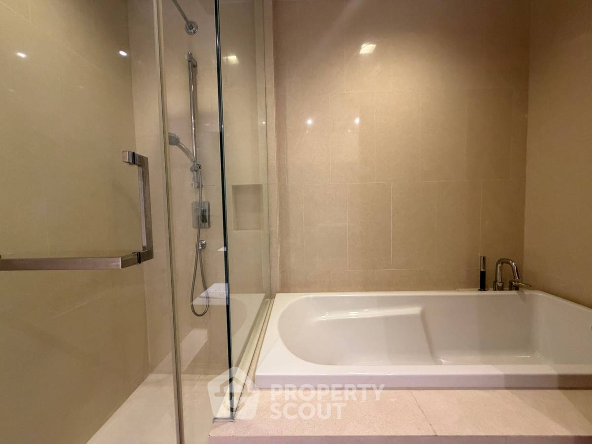 รูป ขายคอนโด 2 ห้องนอน ชั้น 33 ที่ Hyde Sukhumvit 13 ใกล้ BTS นานา (ID 1247565) - รูปที่ 15/20