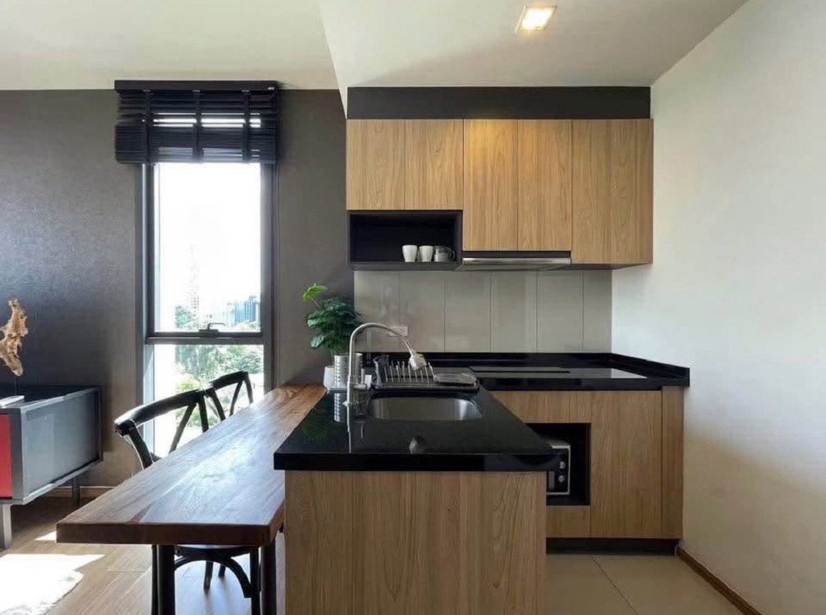 picture  Hasu                      Haus - 6/9