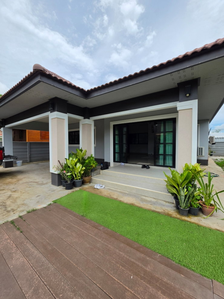 บ้านเดี่ยว ชั้นเดียว พื้นที่กว้างขวาง รับน้องสัตว์เลี้ยง 3ห้องนอน 