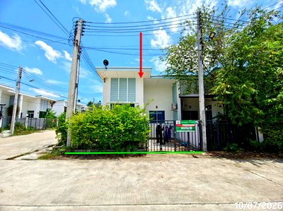Townhouses for sale Pluak Daeng Rayong : TOWN HOUSE 25 Sq.w. Pluak Daeng Rayong for 1.5M