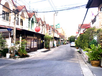 Townhouses for rent Bueng Kum : townhouse for rent 135 32/271 8000 $B