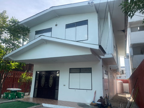 U1458 ให้เช่าบ้านเดี่ยว 2 ชั้น ย่านสุขุมวิท66/1 ใกล้บีทีเอสอุดมสุข บ้านมีเฟอร์บางส่วน ทำเลดีเดินทางสะดวกเข้าออกได้หลายทาง