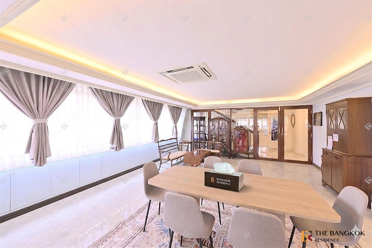 picture Pleonchit Terrace near BTS Phloen Chit Luxury Condo Ready to Move-in at the Best Location - 9/10