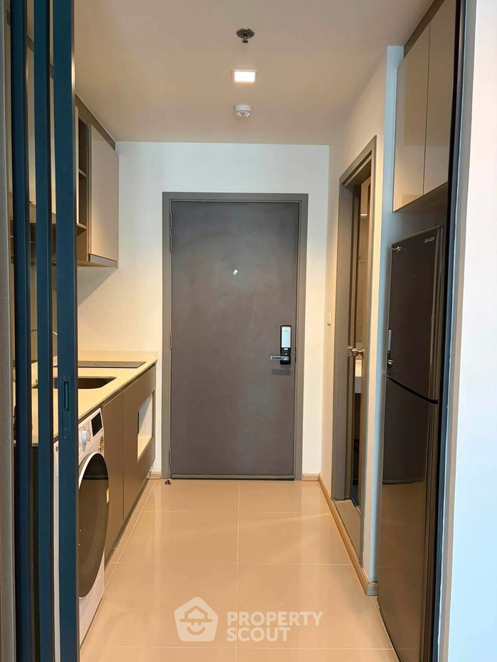 รูป ใกล้ BTS วงเวียนใหญ่เพียง 200 ม. ห้อง 1 ห้องนอน Ideo Sathorn-Wongwian Yai (ID 3193671) - รูปที่ 8/10