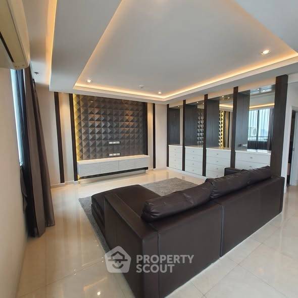 รูป กว้างขวาง 3 ห้องนอน 300 ตร.ม. ที่ The Fourwings Residence (ID 3193736) - รูปที่ 2/15