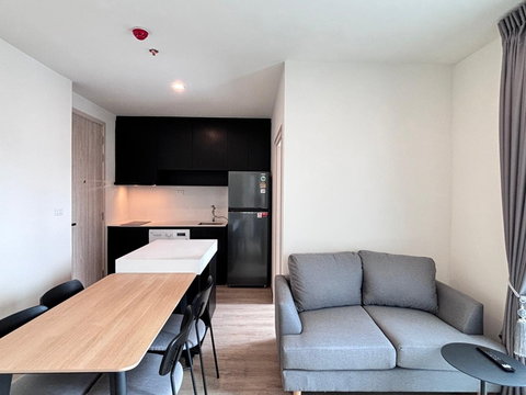 Nue District R9 for rent Near MRT Phra Ram 9