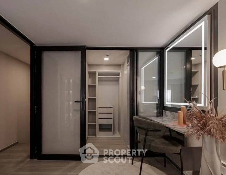 picture 15th-Floor 2-BR SOHO Bangkok Ratchada, 200m To MRT Huai Khwang (ID 3180026) - 2/6