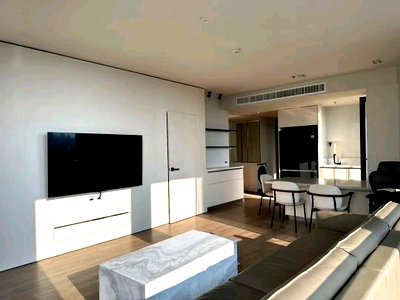 คอนโดให้เช่า : ✨Condo for Rent : The Issara Sathorn (AP-02) ( line : @condo91 )