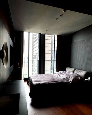 Condos for rent : Rent a beautiful, luxurious condo at Noble Ploenchit. Excellent location, ready to move in, near BTS Ploenchit. Interested? Add me on Line: @841qqlnr