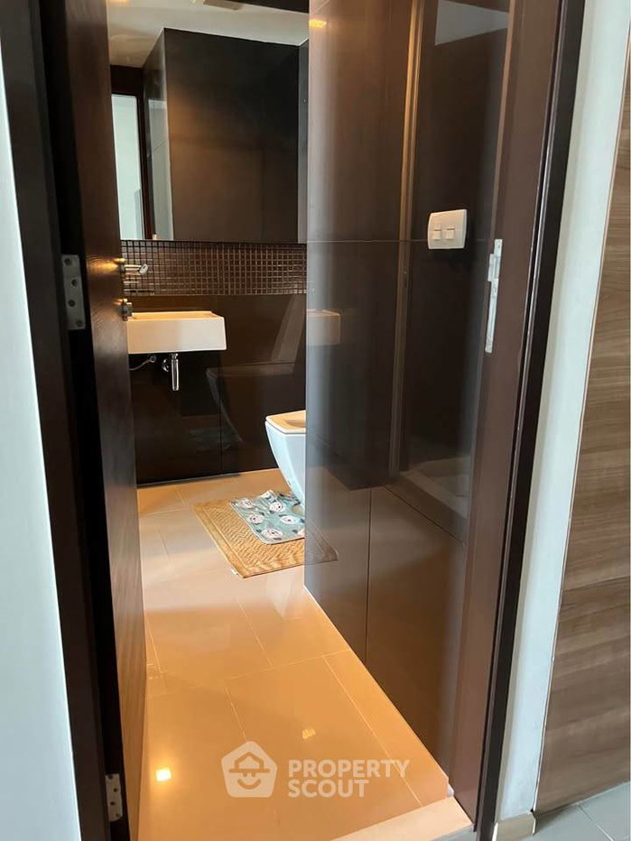 รูป คอนโด 1 ห้องนอน Rhythm Sathorn ใกล้ BTS สะพานตากสิน 300 เมตร (ID 3173829) - รูปที่ 3/20