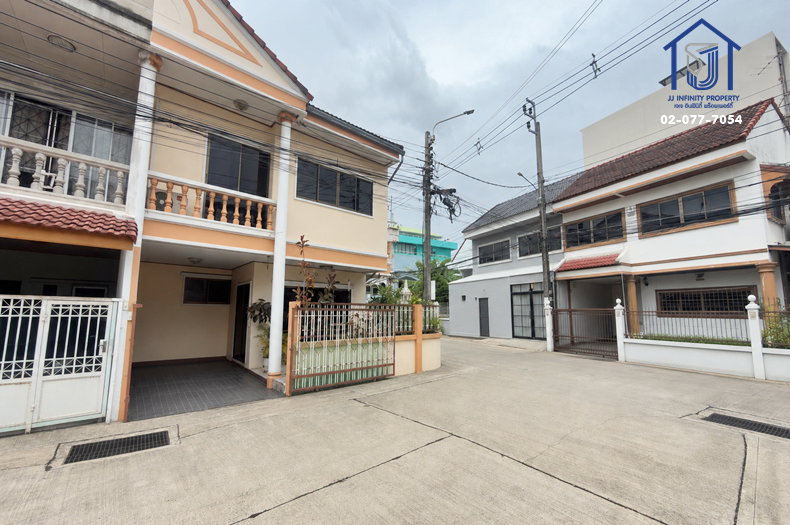 รูป ขายทาวน์เฮ้าส์ 2 ชั้น หมู่บ้านปรางทิพย์ หลังมุม 35 ตร.ว. ซอยลาดพร้าว95 ใกล้รถไฟฟ้า MRT ลาดพร้าว - รูปที่ 3/14