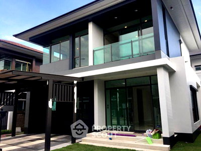 Houses for rent Bangkok : 4-BR House At Setthasiri Krungthep Kreetha, Hua Mak (ID 3192112)