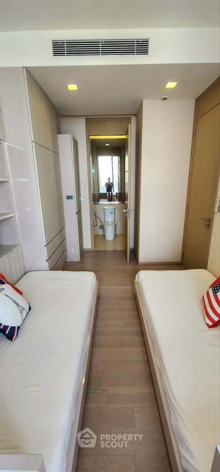 picture 28th-Floor 2-BR The Esse Asoke Near MRT Sukhumvit (ID 3192857) - 11/13