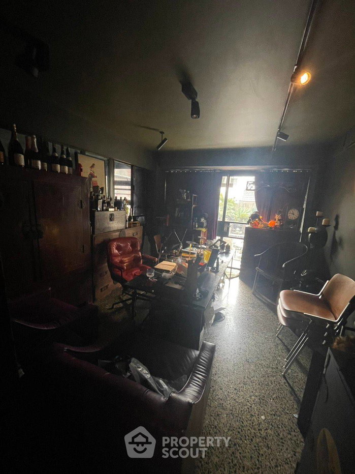 รูป บ้าน 3 ห้องนอน ขนาด 380 ตร.ม. ย่านทุ่งวัดดอน สาทร กรุงเทพฯ (ID 3191689) - รูปที่ 17/25
