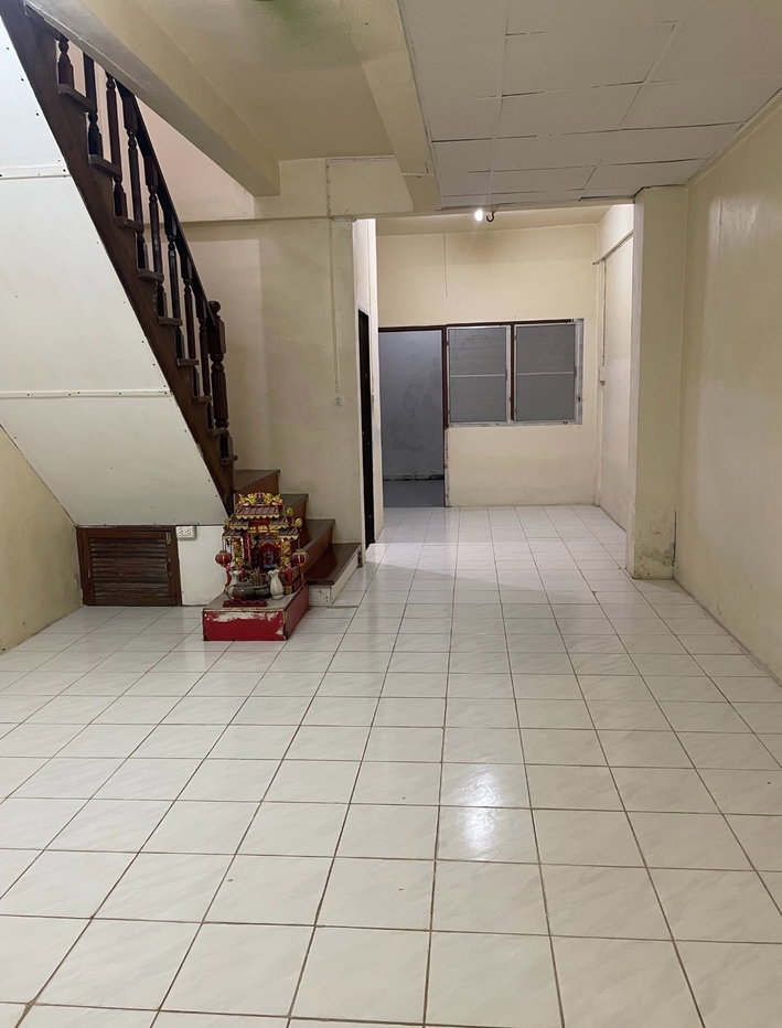 picture Townhome for sale in Bang Khae area, Suksan 6 Village. - 4/8