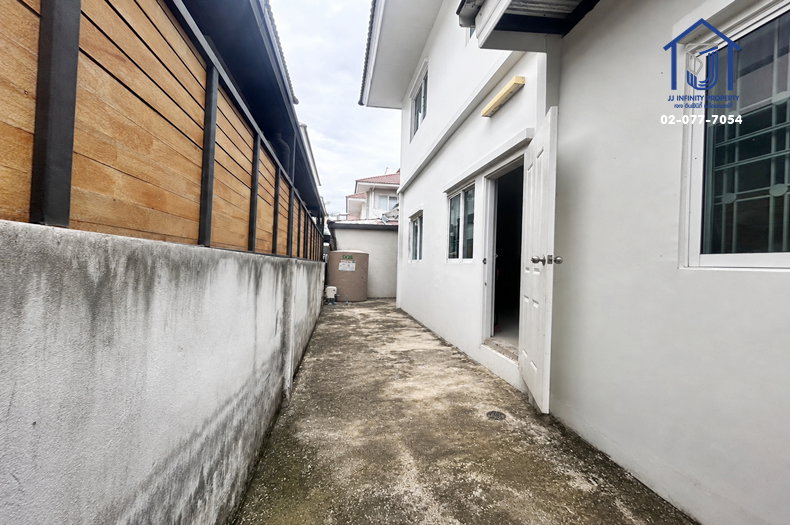 รูป ขายบ้านแฝด 2 ชั้น หมู่บ้านลลิลทาวน์ แลนซีโอ คริป เทพารักษ์-ตำหรุ ถนนตำหรุ-บางพลี ใกล้ทางด่วนบูรพาวิถี - รูปที่ 14/14