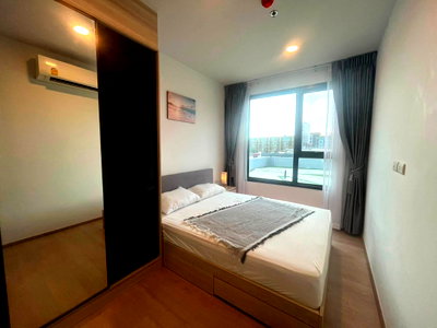 Condos for rent : T277 Urgent! Condo for rent Chewathai Kaset-Navamin, room 29 sq.m. Near the university. Kaset, beautiful room with washing machine, ready to move in.