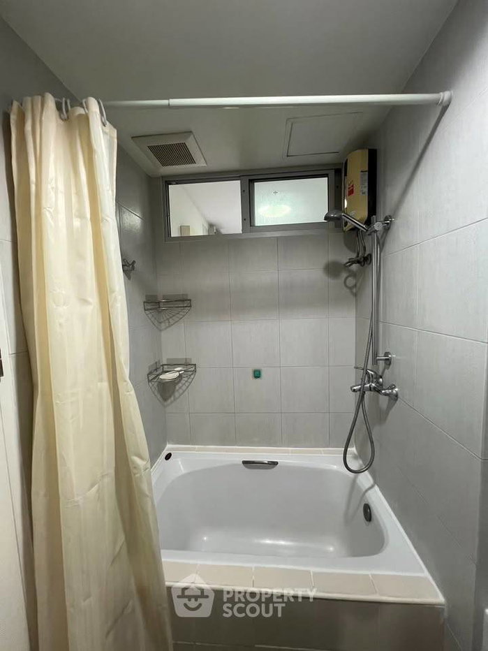 picture 1-BR Condo One X Sukhumvit 26 Near BTS Phrom Phong (ID 3193280) - 6/19