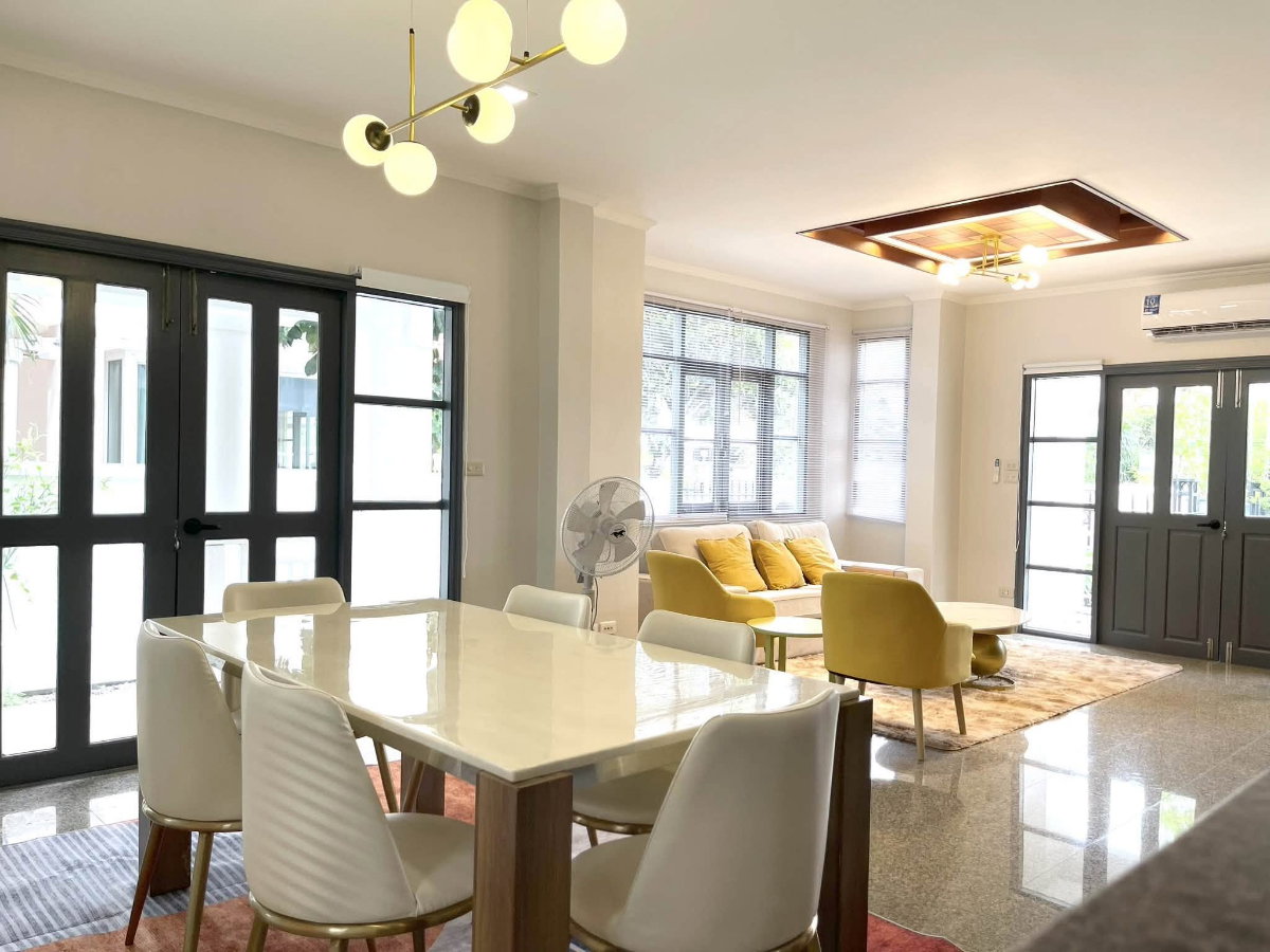 รูป ให้เช่า บ้านเดี่ยวรีโนเวทใหม่ บ้านกรองทอง พัฒนาการ 32 | ใกล้ทองหล่อ 5 กม. | Pet Friendly | ทำ Home Office ได้ - รูปที่ 5/20