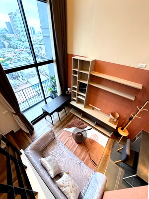 Condos for rent : T270 Condo for rent Onyx Phaholyothin, Duplex room 45 sq.m. Near BTS Saphan Kwai, all new furniture, very beautiful room.