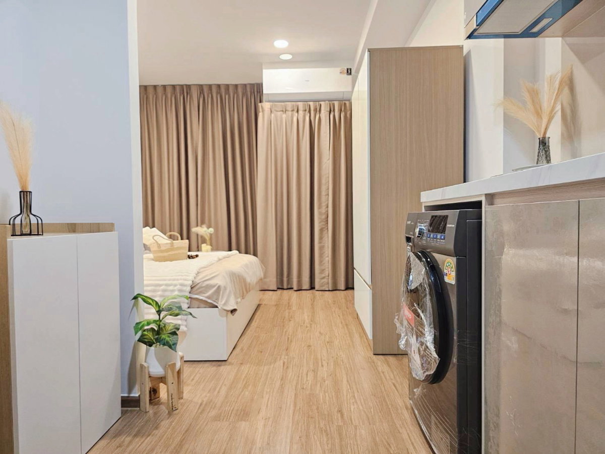 รูป ให้เช่า The Livin Ramkhamhaeng ห้องใหม่มือ 1 วิวสระ ใกล้ MRT ลำสาลี เพียง 11,500 บาท - รูปที่ 4/13