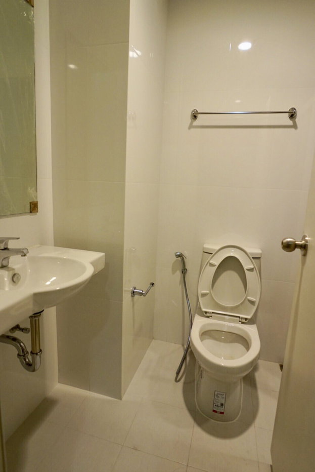picture FOR RENT ISSI CONDO SUKSAWAD **READY TO MOVE IN** - 5/8