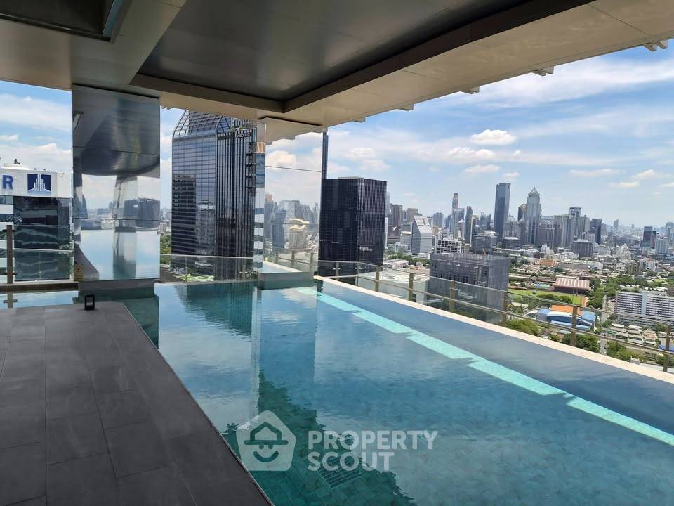 picture 1-BR 35 Sqm Condo At The Crown Residences, 400m to MRT Khlong Toei (ID 3028310) - 5/16