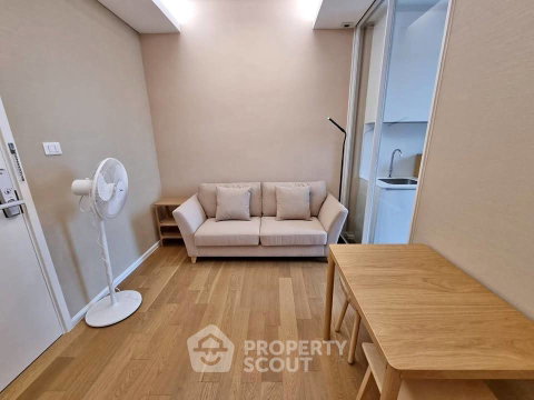 100m From MRT Phahon Yothin | 1-BR The Saint Residences (ID 3194387)