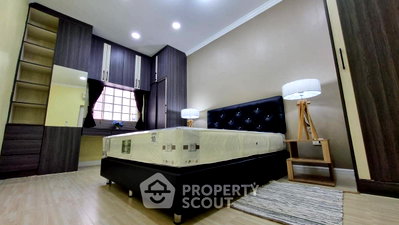 คอนโดให้เช่า : คอนโด 2 ห้องนอน เลี้ยงสัตว์ได้ President Park Condominium ใกล้ MRT ศูนย์การประชุมแห่งชาติสิริกิติ์ (ID 3193437)